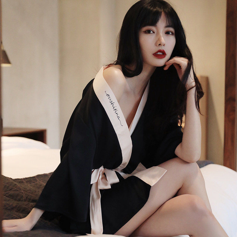性感睡袍睡衣女新款春夏季纯欲冰丝浴袍外披薄婚礼晨袍新娘家居服