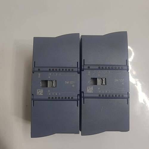 可维修西门子SM1231 8AI 4HF32 两台议价