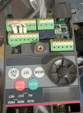 拆机三菱变频器FR-D7200.75KG【议价】