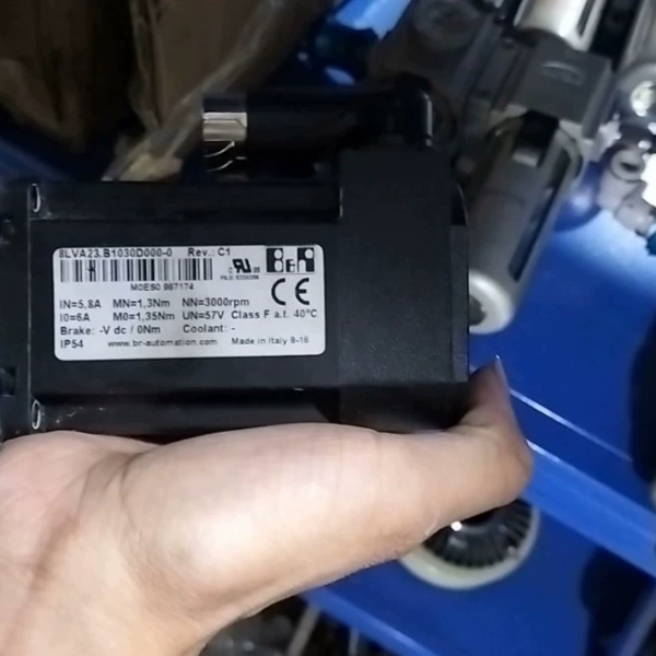 【顺庆】贝加莱伺服电机8LSA23.B1030D009-0【议价】