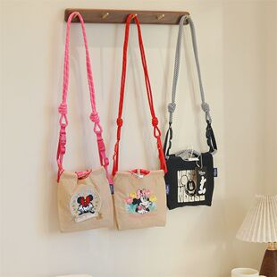 新款刺绣迷小号斜挎包单肩外出逛街随身手机收纳包时尚便携可折叠