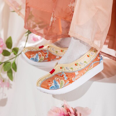 新品春季汉服鞋子女厚底增高刺A绣登云履配马面改良明制平跟布鞋