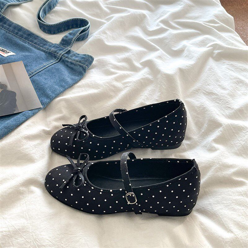 新品法式绿色内h增高平底浅口单鞋女2026春季新款芭蕾风配裙子玛