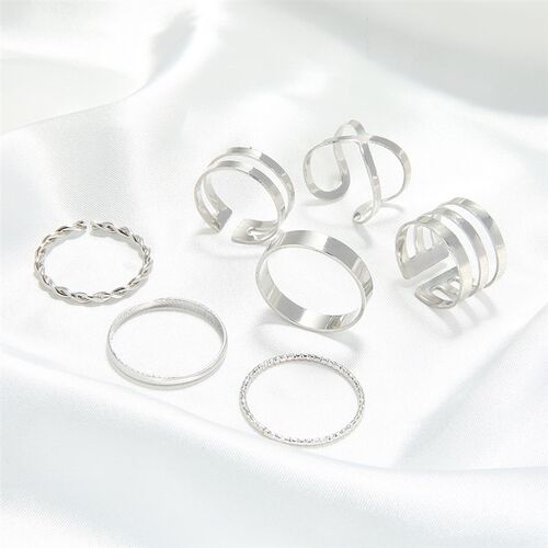 极速LATS Punk Gold Round Hollow Geometric ROings Set for Wom