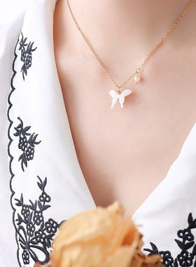 白贝壳蝴蝶项链女新款小众设计高级感锁骨链轻奢复古欧美轻奢饰品