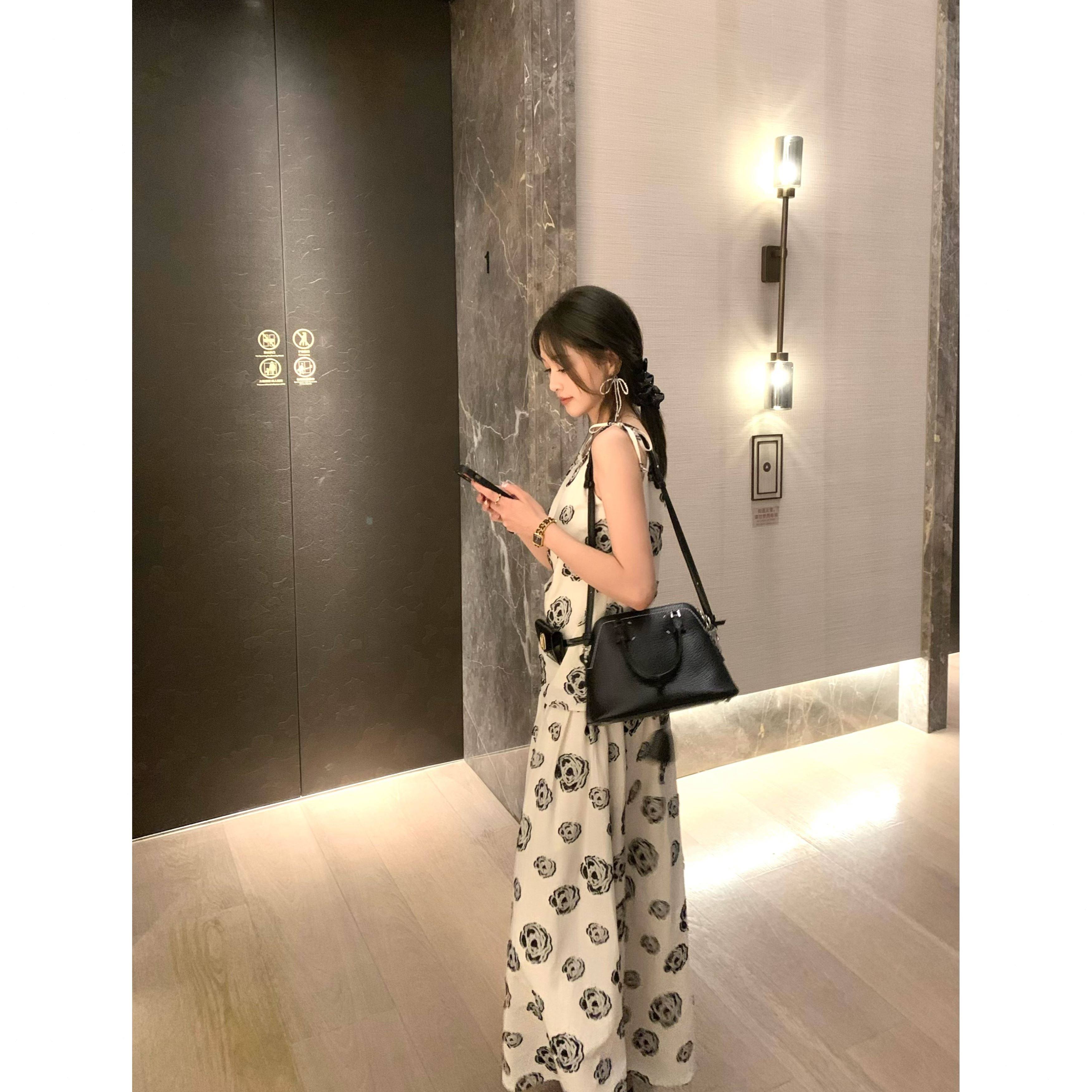 朴正义Jeongyee 万朵玫瑰提花套装吊带/半身裙夏季两件套小个子女