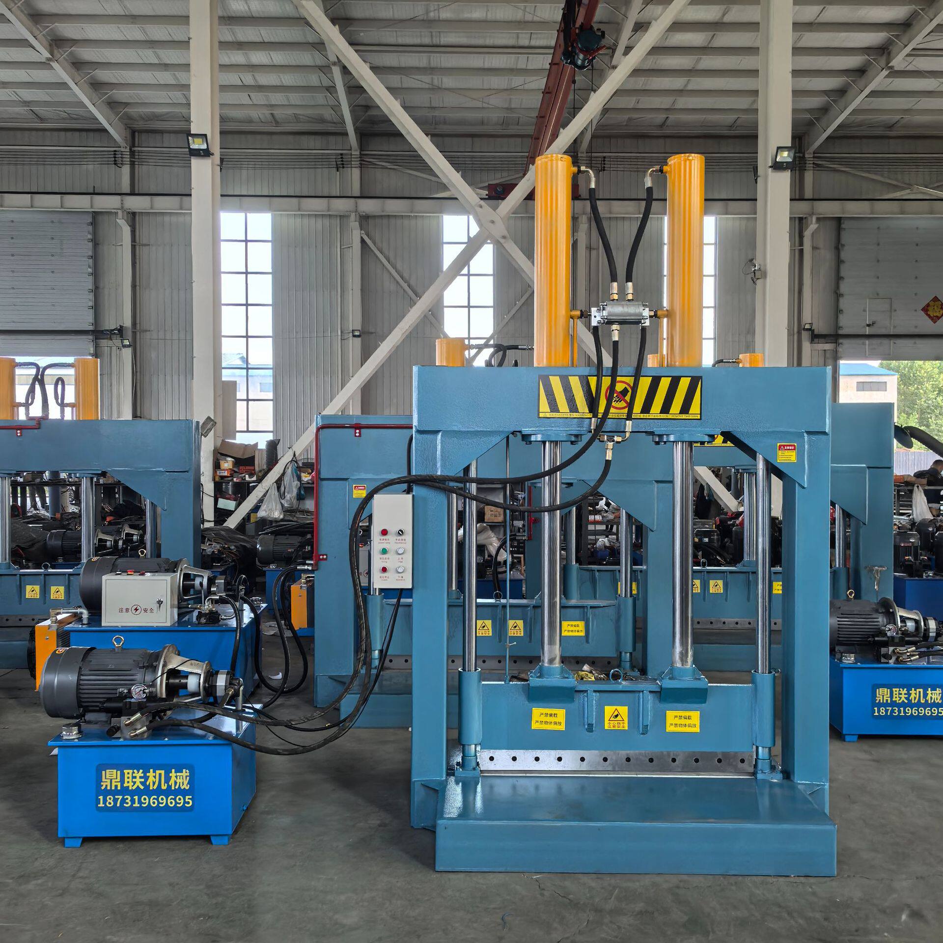 PEP胶水膜液压切刀机 塑料卷液压闸刀机 80吨双缸液压铡刀机