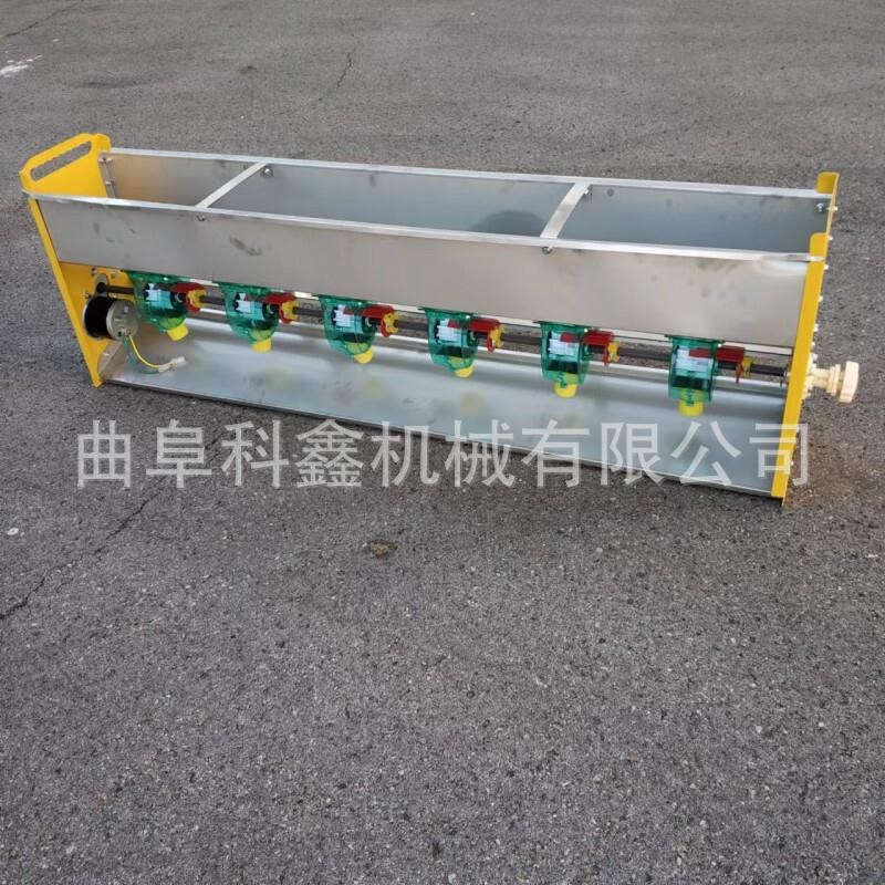 科鑫家用12V小型电动r施肥机三轮车后置撒肥机新款智能遥控扬肥机