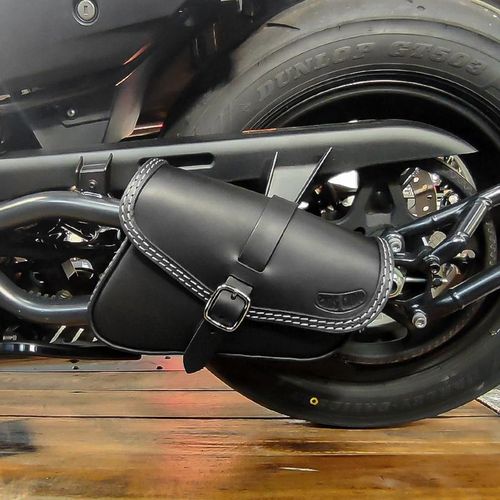哈雷Sportster S改装摇臂包C手工植鞣牛皮杂物边包侧包黑色三角包