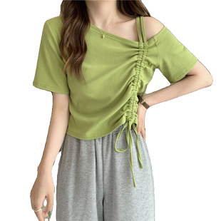 纯欲露肩设计感抽绳不规则短袖T恤女夏季气质超好看甜美时尚上衣