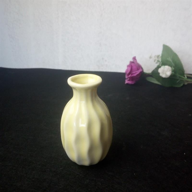 极速2023新款陶瓷小花瓶工艺礼品摆饰香薰M瓶家居摆饰欧式简约现