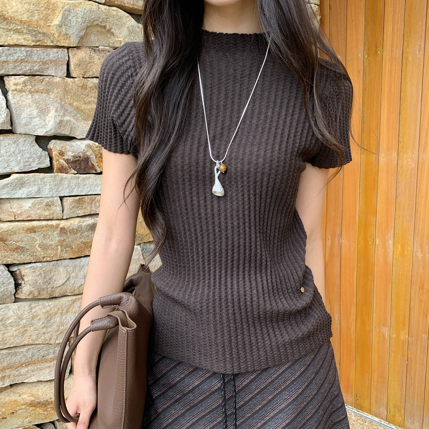 makeART深灰针织半高领T恤女秋季修身打底衫上衣坑条短袖毛衣内搭