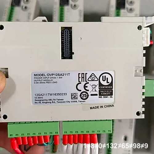 PLCDVP12SA211T，D端子齐全，带接头议价