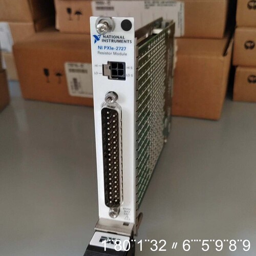 NI PXIe-2727继电器模块，成色几乎，外观很新，