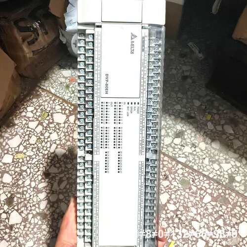 PLC DVP80EH00T3 件，，成色还议价