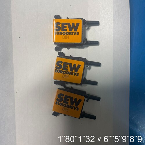 SEW 18214398内存卡，实物照，99新。