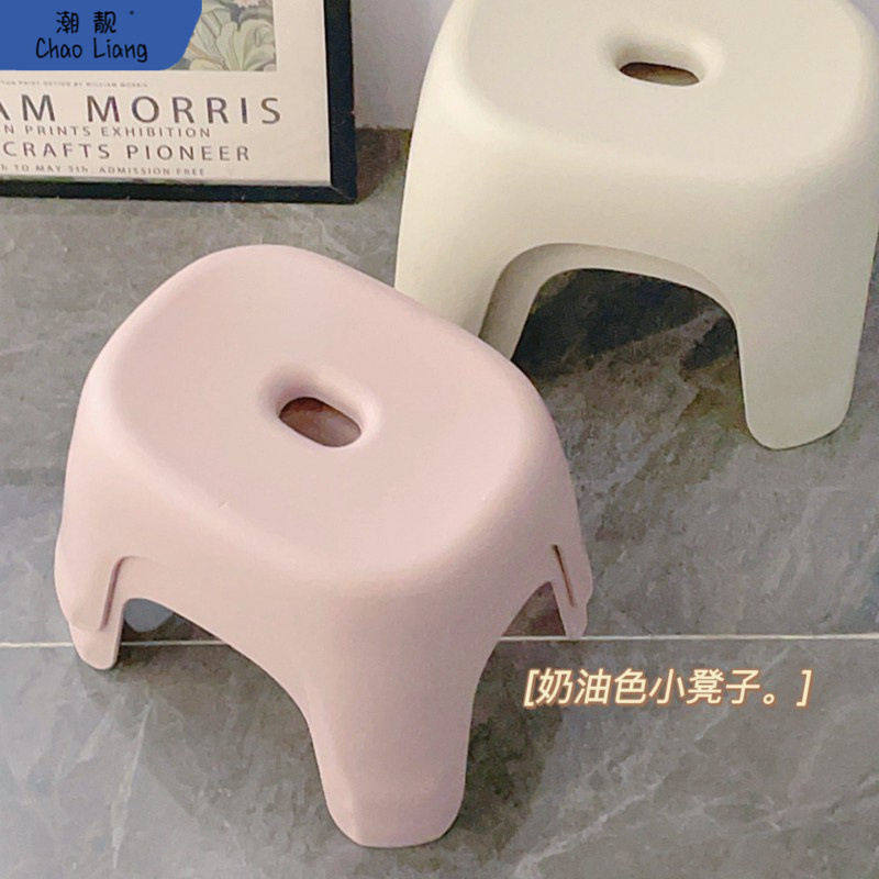 小凳子家用塑料加厚客厅茶几板凳椅子儿童卫生间洗澡浴室换鞋包邮,家装主材,浴室壁挂凳椅,淘宝优惠券,粉丝福利购,淘宝优惠卷