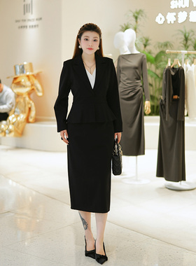 XYD71751轻职感秋冬气质简约小黑裙长袖收腰大码女装显瘦连衣裙
