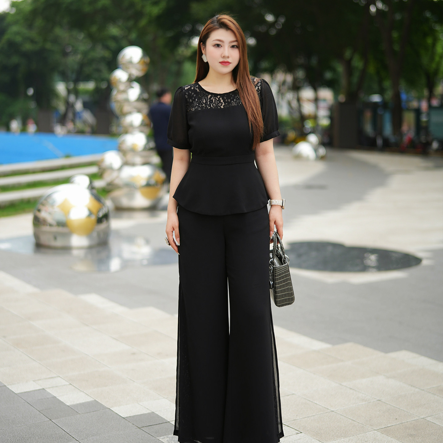 【圆领上衣】XYD71623修身镂空蕾丝正肩短袖百搭显瘦薄款大码上衣,女装/女士精品,大码套装,淘宝优惠券,粉丝福利购,淘宝优惠卷