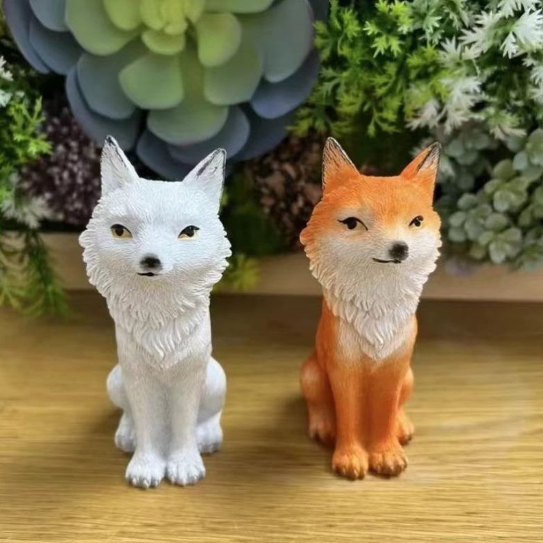 九尾狐狸尾巴白色多肉花盆小景户外微景观猴尾装饰摆件柱狐狸造景
