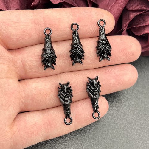 极速5pcs e3D Gothic Hanging Bat Charm Cute Realistic Bat Cha