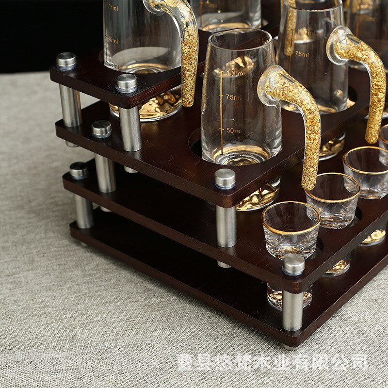 家用白酒杯架摆件创意分酒器竹木制托架子专用酒具收纳打孔展示架