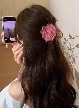 2026新款新中式玫瑰双面花朵抓夹女后脑勺盘发鲨鱼夹头饰