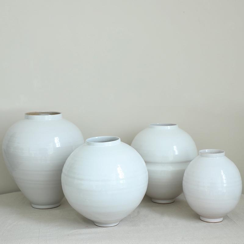白色圆形花瓶高级感摆件客厅插花花器复古粗陶月亮罐民宿禅意装饰
