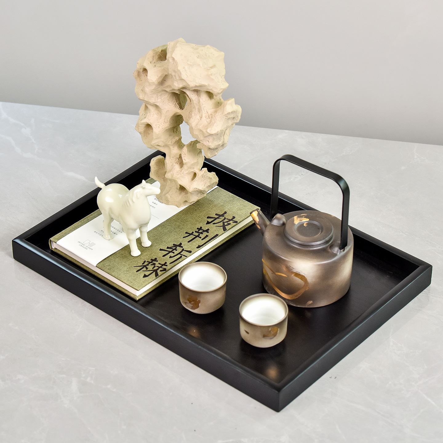 描金泡茶壶托盘假山组合茶室书房售样板房大平层别墅会客室软装