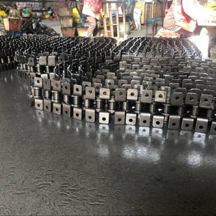 工业传动链条供应08B10A12A16A20A单排单侧双侧单孔带耳弯板链条