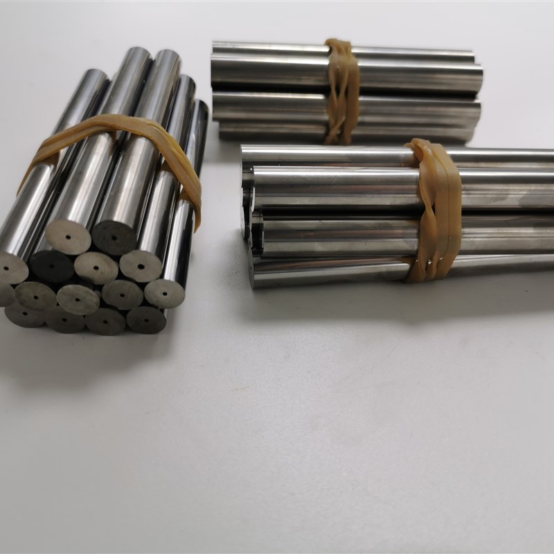 进口带孔钨钢圆棒刀条耐磨硬质合金棒超硬乌钨钢棒通孔4~25mm