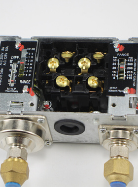 品力夫温模机冷库压力开关空调高低压双头压力控制器LF5V830保护