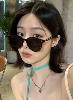 高品质！网红款偏光墨镜女夏季显脸小百搭黑色太阳眼镜