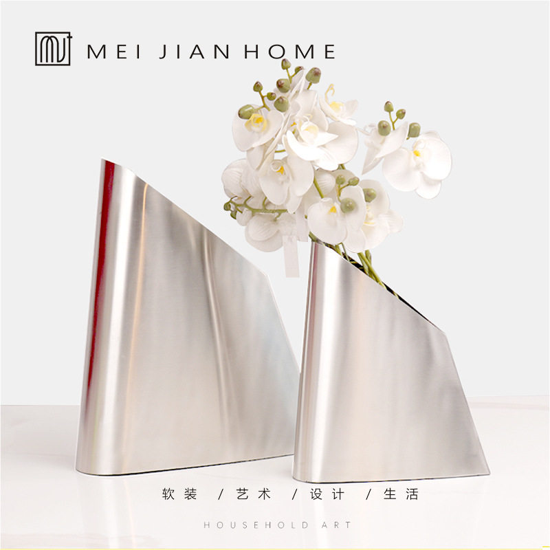 现代简约梯形金属花器设计师样板房客厅卧室装饰摆件