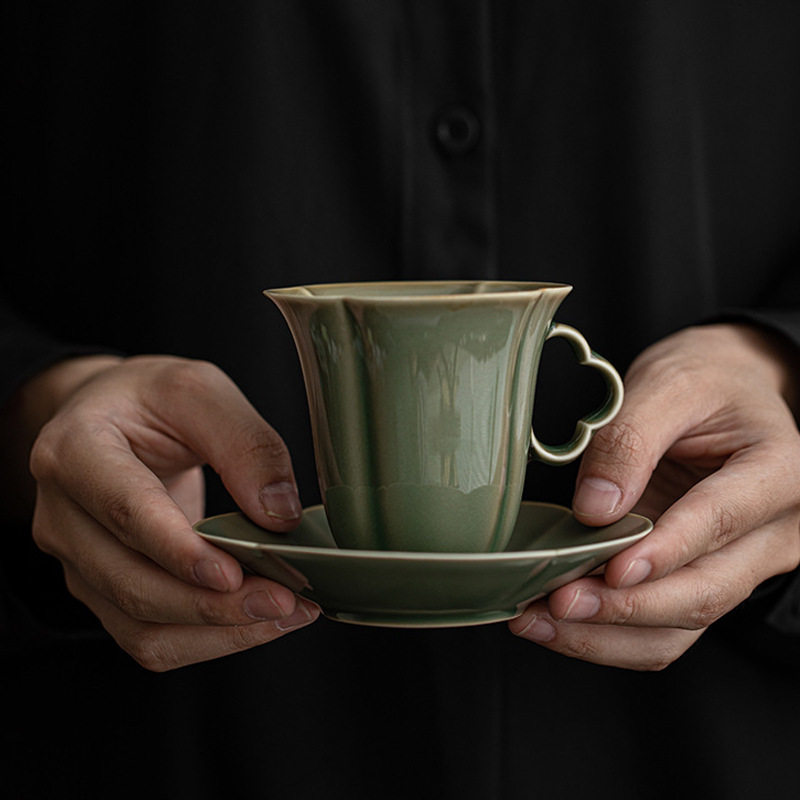 越窑青瓷器咖啡杯带杯垫套装创意手工陶瓷茶具马克杯办公室泡茶杯