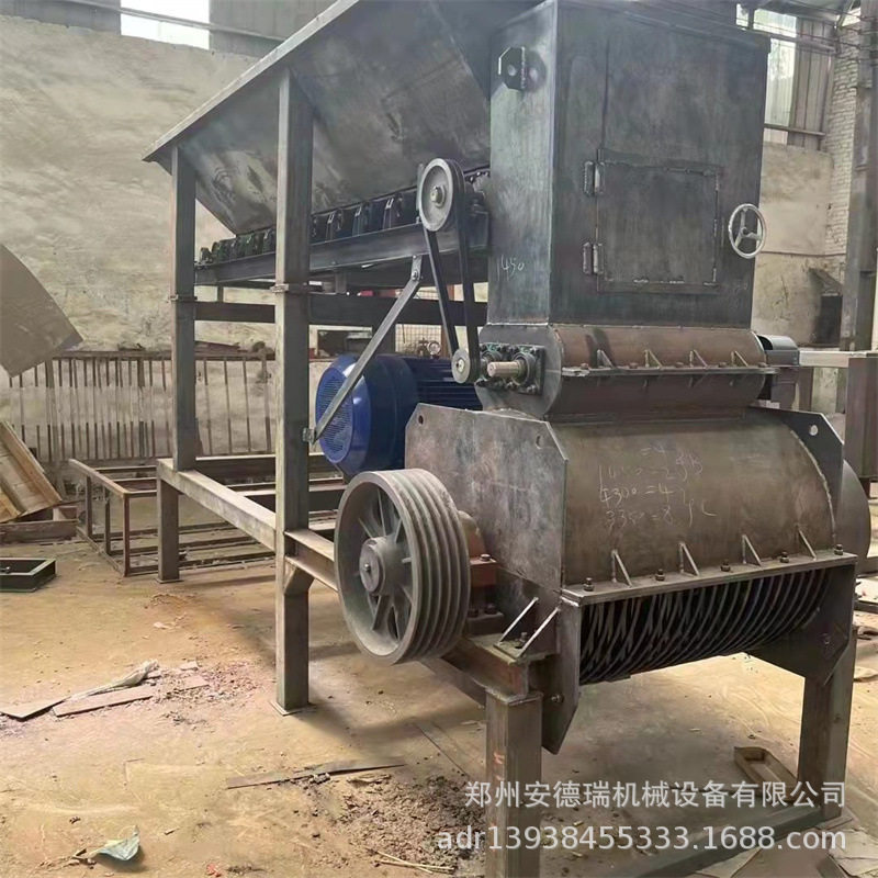 油电混合小型土疙瘩破碎机