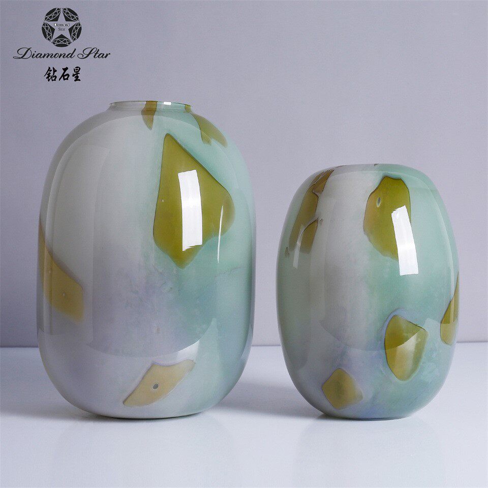 {新品上市} 钻石星彩色手工玻璃花瓶现代轻奢家居设计细脖子花器
