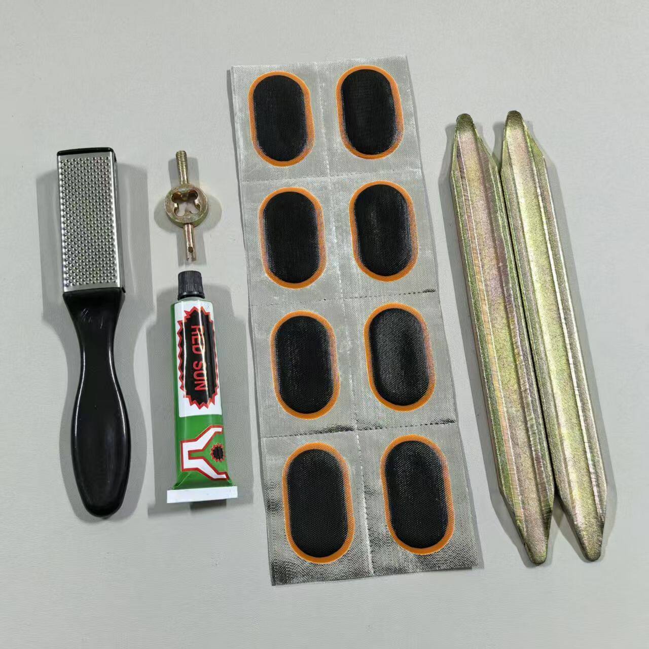 自行车摩托免胶水补胎贴片工具包内胎修补补丁户外骑行随身补胎件