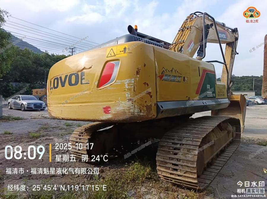 3月25日福州179雷沃FR220E2-TK履带式液压挖掘机FTC003RHLNM001221(有铲斗)网络拍卖公告