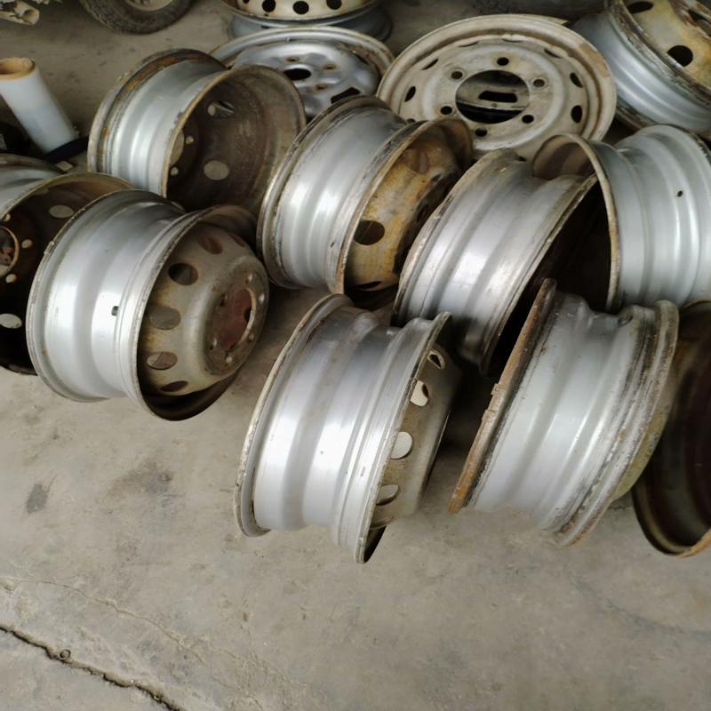 议价二手依维柯真空钢圈，650R16轮胎专用，无伤无补无变形