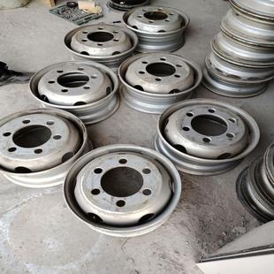 议价正兴钢圈6.75X17.5，中孔165，螺丝孔32，福田