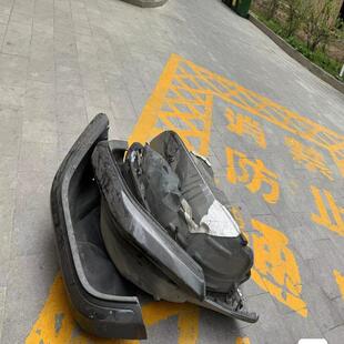 改装 议价牧马人JL轮眉 成色还行 日行灯转向灯一套 拆 内衬