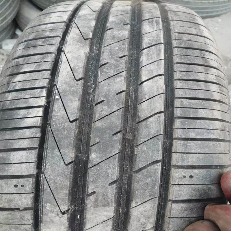 议价韩泰255/50R20,没怎么用过,照片是实拍,别又让拍
