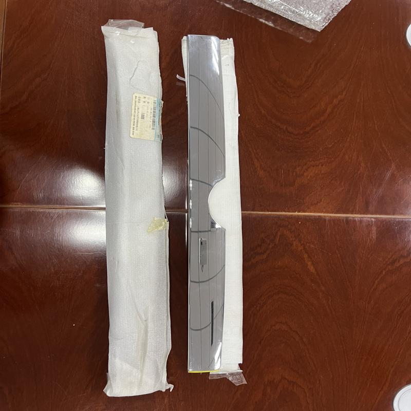 议价帕萨特B5后备箱亮条，全新大众原厂，原厂配件无售后，售价