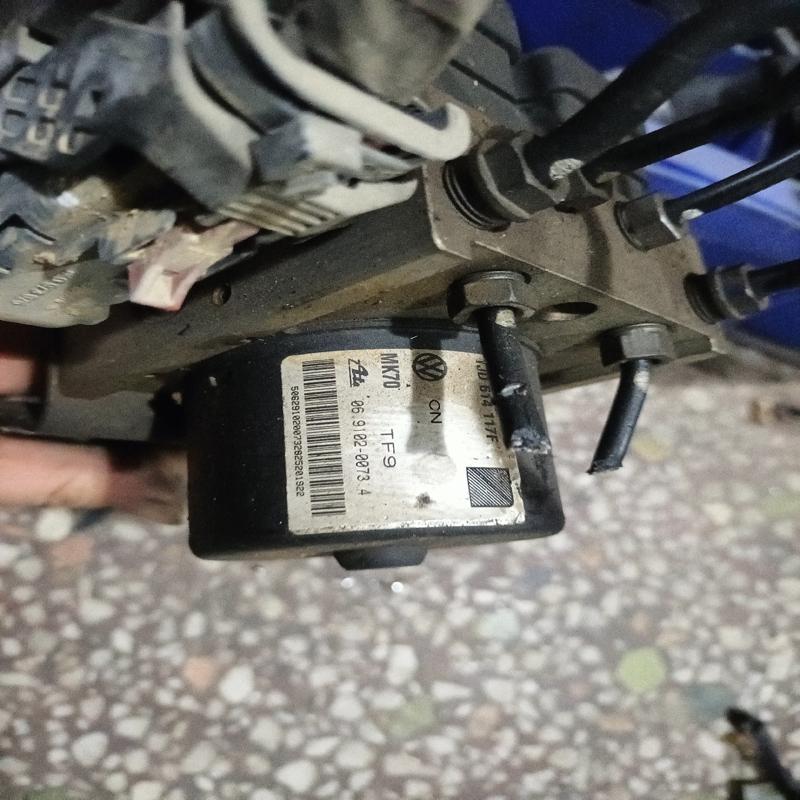 议价大众朗逸ABS泵原装拆车