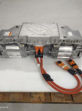 议价Rivian R1T后驱双电机 美国电动皮卡里维安后驱双