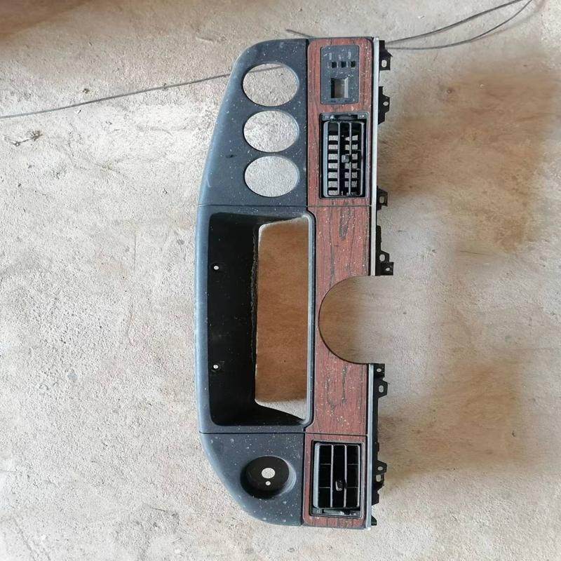 议价福特金牛座一代配件尾灯大灯中控面板内饰开关等。需要的联系,电子元器件市场,其它元器件,淘宝优惠券,粉丝福利购,淘宝优惠卷