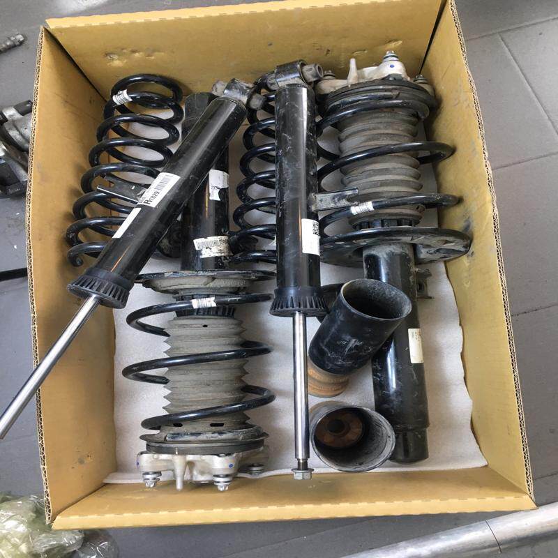 议价宝马新3系G28 G20 原厂避震一套 ，325Li减震