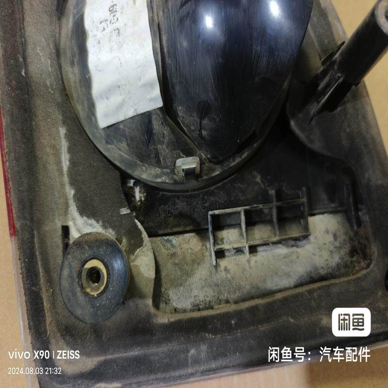 议价04-09捷达原车后雾灯备箱盖灯后尾灯原厂拆车，海拉的，
