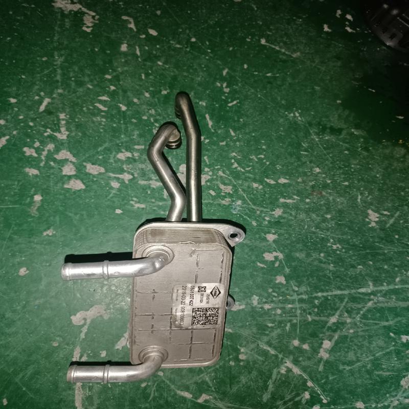 议价冠道变速箱散热器，URV变速箱散热器，适用于冠道URV2